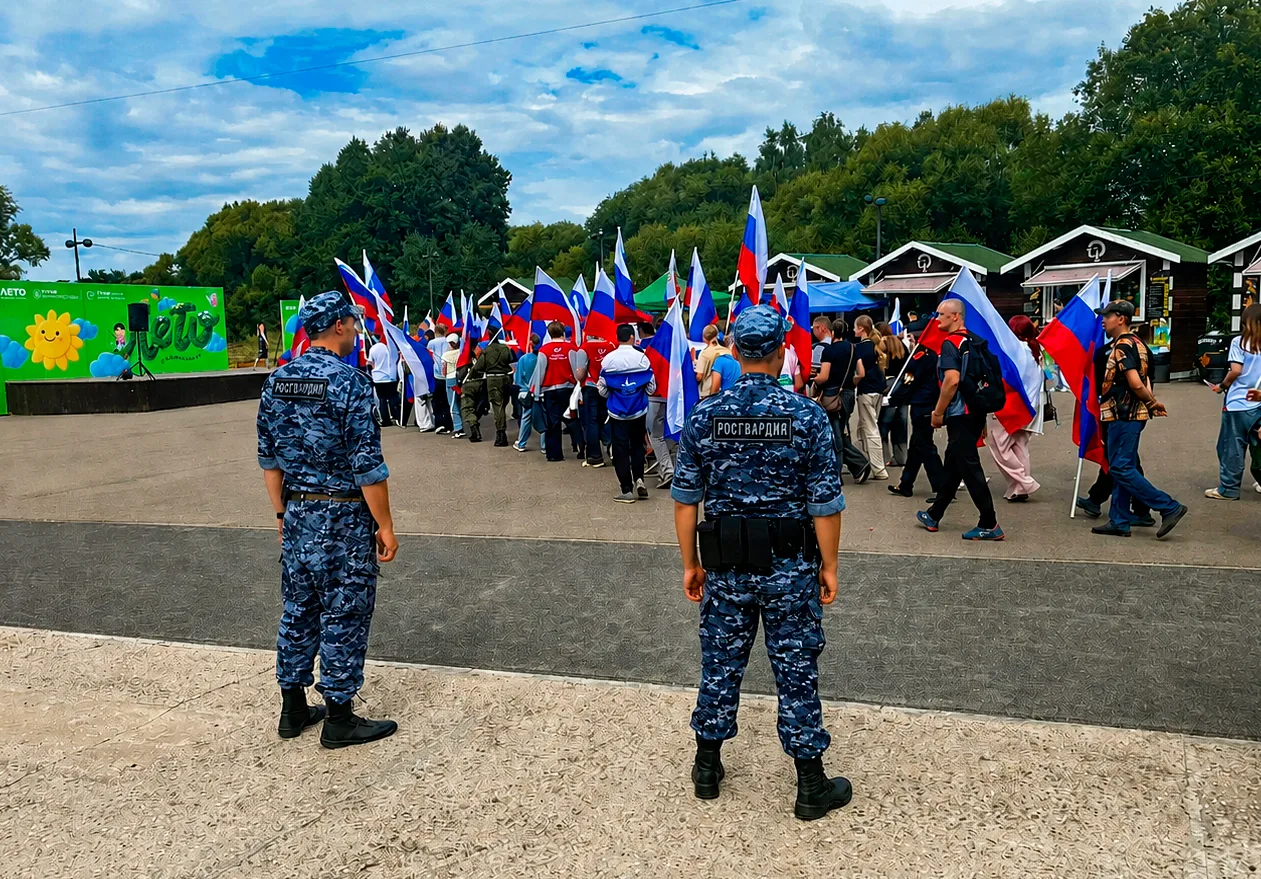 Росгвардейцы обеспечили безопасность праздничных мероприятий в честь Дня Государственно...