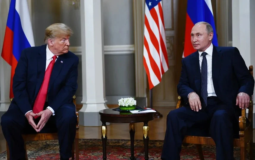 Трамп и Путин провели сегодня телефонный разговор, сообщает Кремль

Президент РФ поздравил Трампа с 