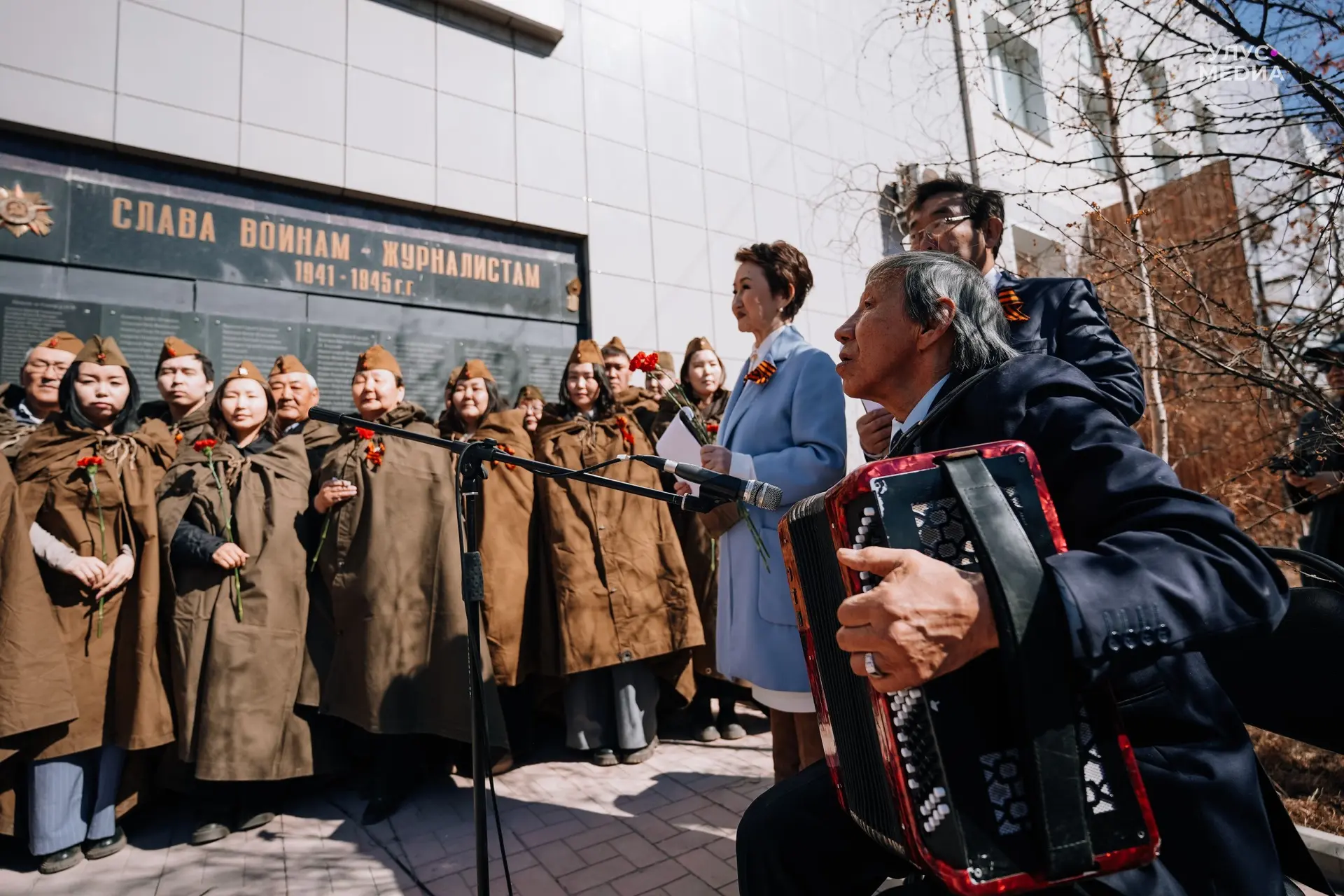 🌟В Якутии почтили память воинов-журналистов в преддверии Дня Победы и Дня радио  В преддверии Дня По