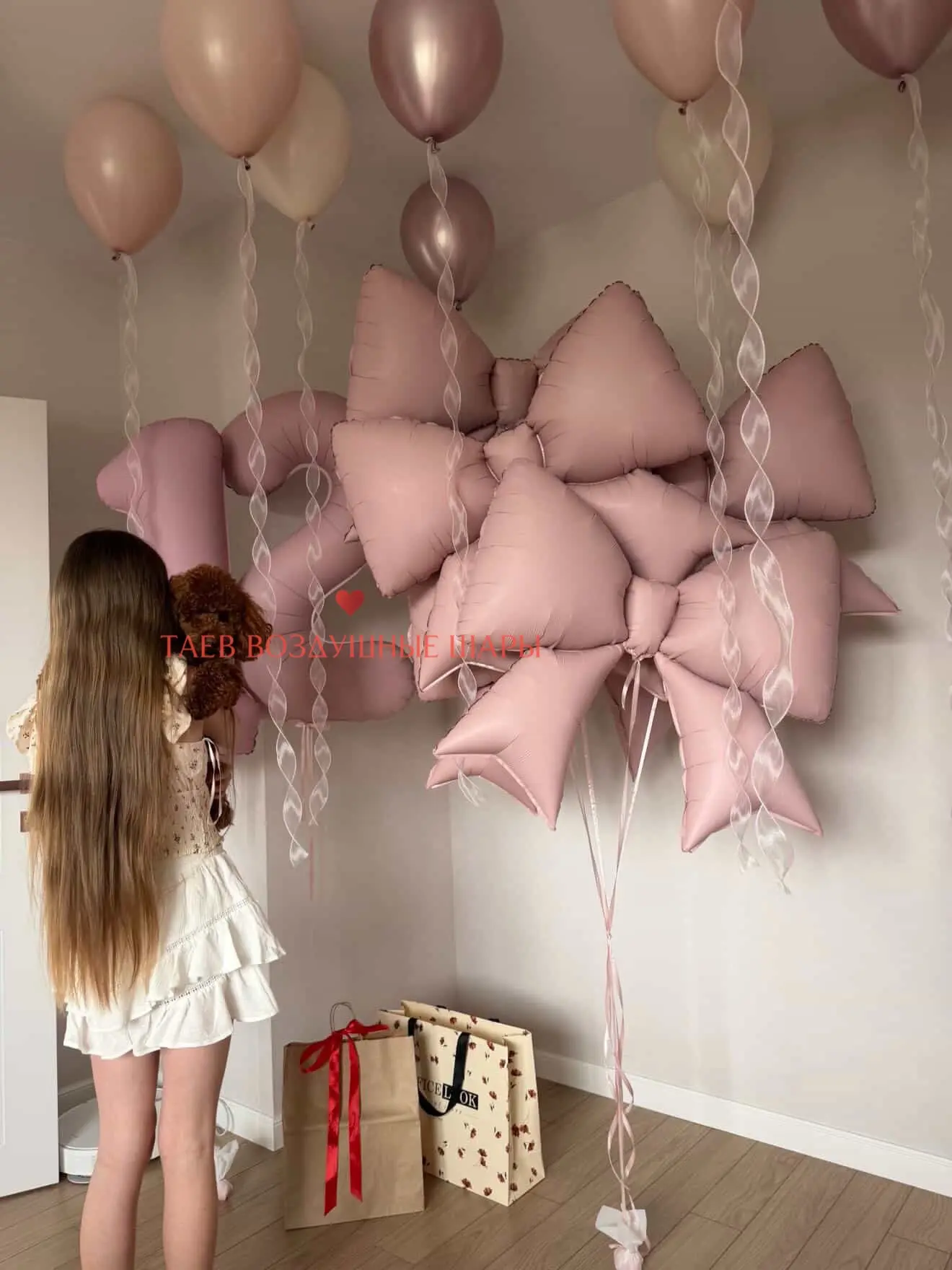 🎈 12 причин для улыбки и один повод для праздника! 🎀
Нежные оттенки, стильные цифры и воздушные ко