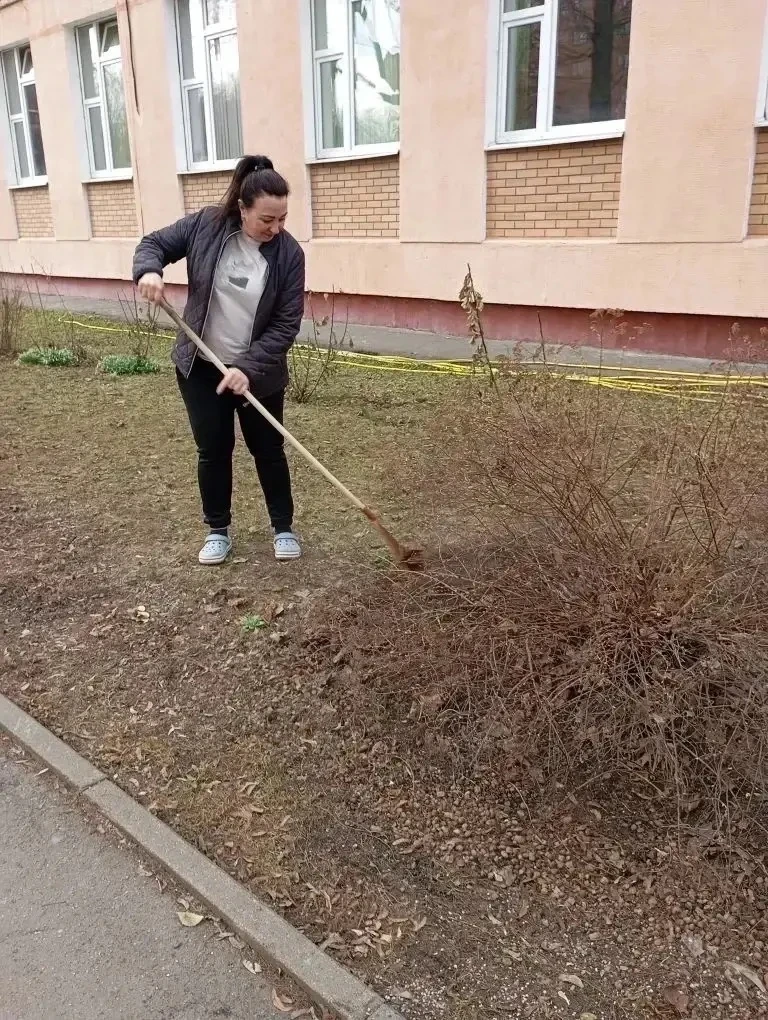 Чистота и порядок – наша общая забота!  18 апреля наша школа присоединилась к Всероссийскому субботн