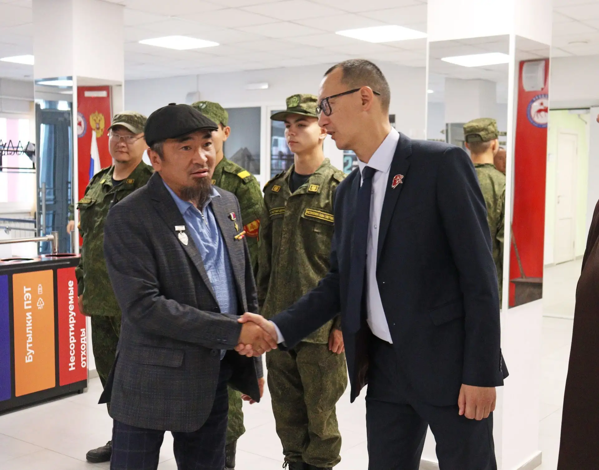 🇷🇺Герой России Филипп Евсеев встретился с участниками учебно-тренировочных сборов «Ст...
