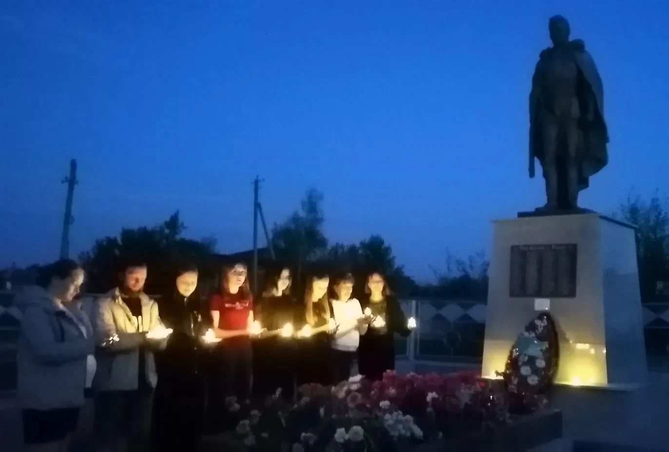 В День Победы 9 мая в х. Нижнежуравский у «Памятника Боевой Славы участникам  Великой О...