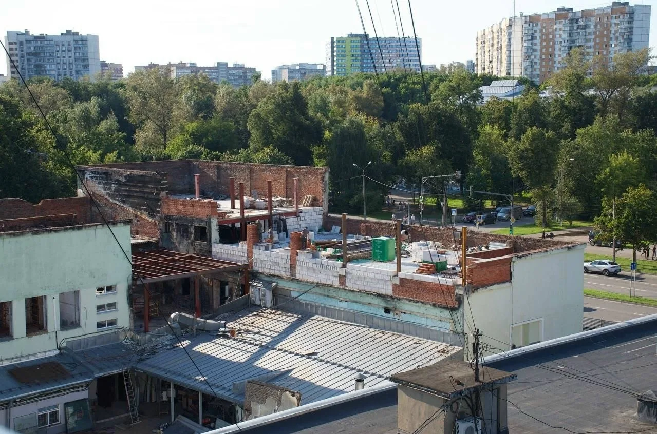 В мае 2025 года в Королёве горел универмаг Болшевской трудовой коммуны — выявленный объ...