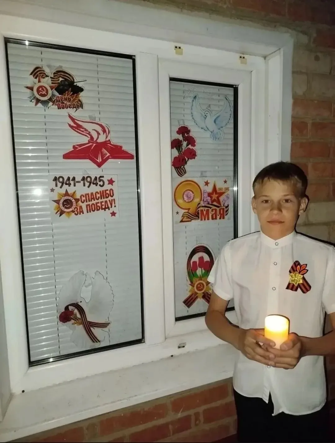 🕯️Ученик 6 «Г» класса, Манцеров Данил, принял участие в акции «Свеча памяти»