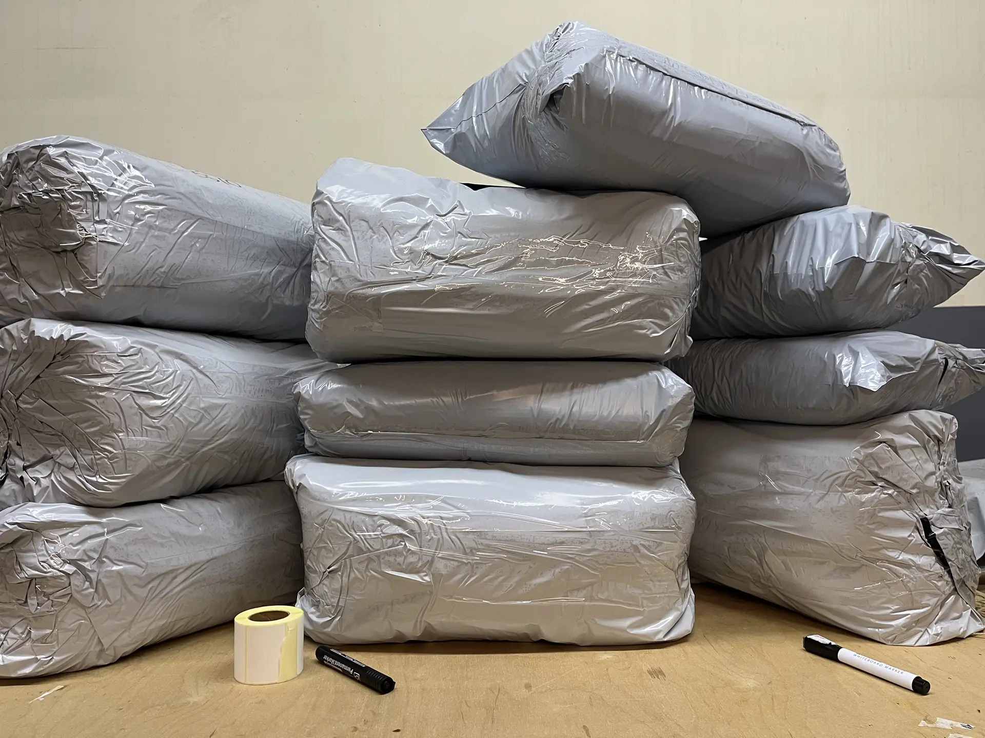 📦 Все ваши заказы успешно отправлены, кроме Почты России — благодарю за доверие и выбо...