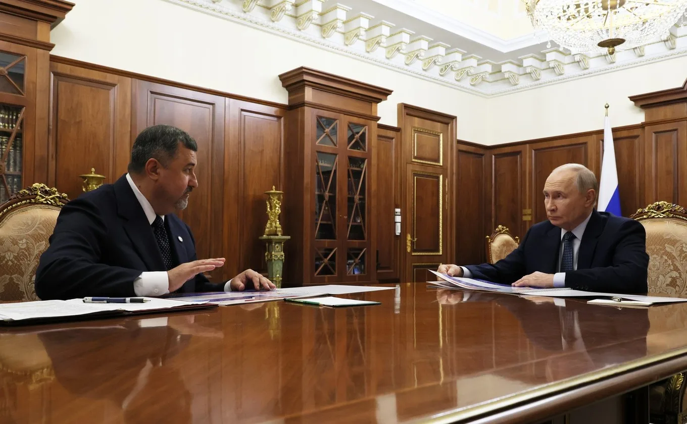 В сообщении о встрече Президента России Владимира Путина с и.о. главы Дагестана Федором...