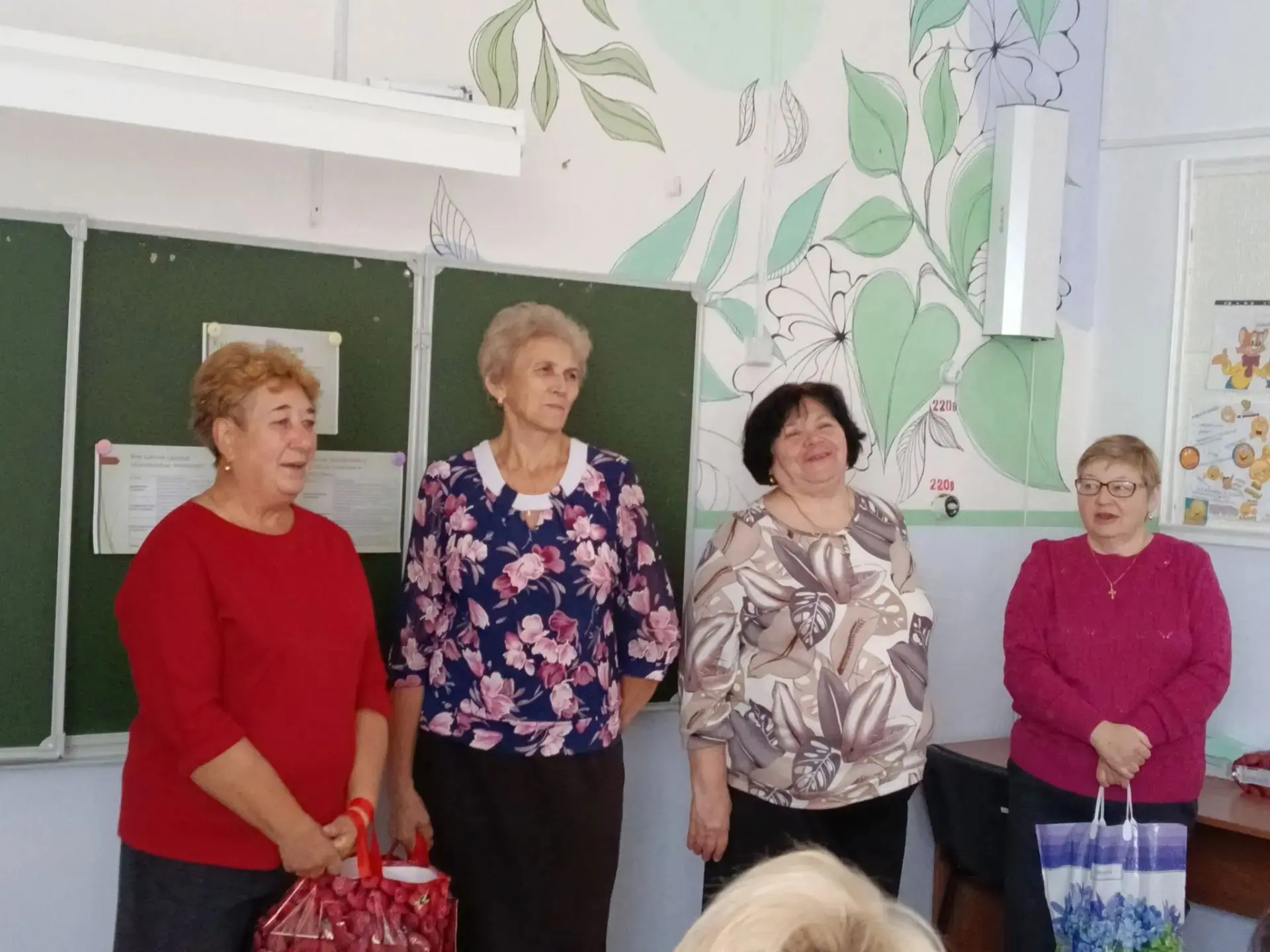 Дорогие коллеги и уважаемые учителя!