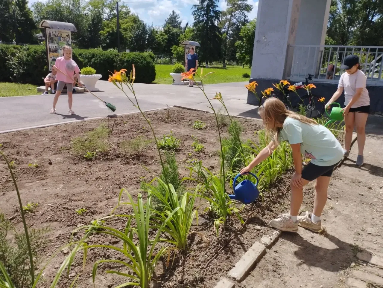 🌱 День юннатского движения в России: познавательный день в нашем лагере! 🌱

15 июня в нашем лагере