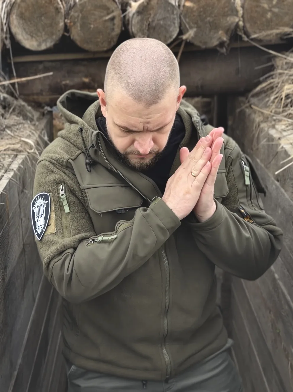Сегодня в 00:00 по МСК премьера нового трека!🤙

Друзья, какие города на связи?✊