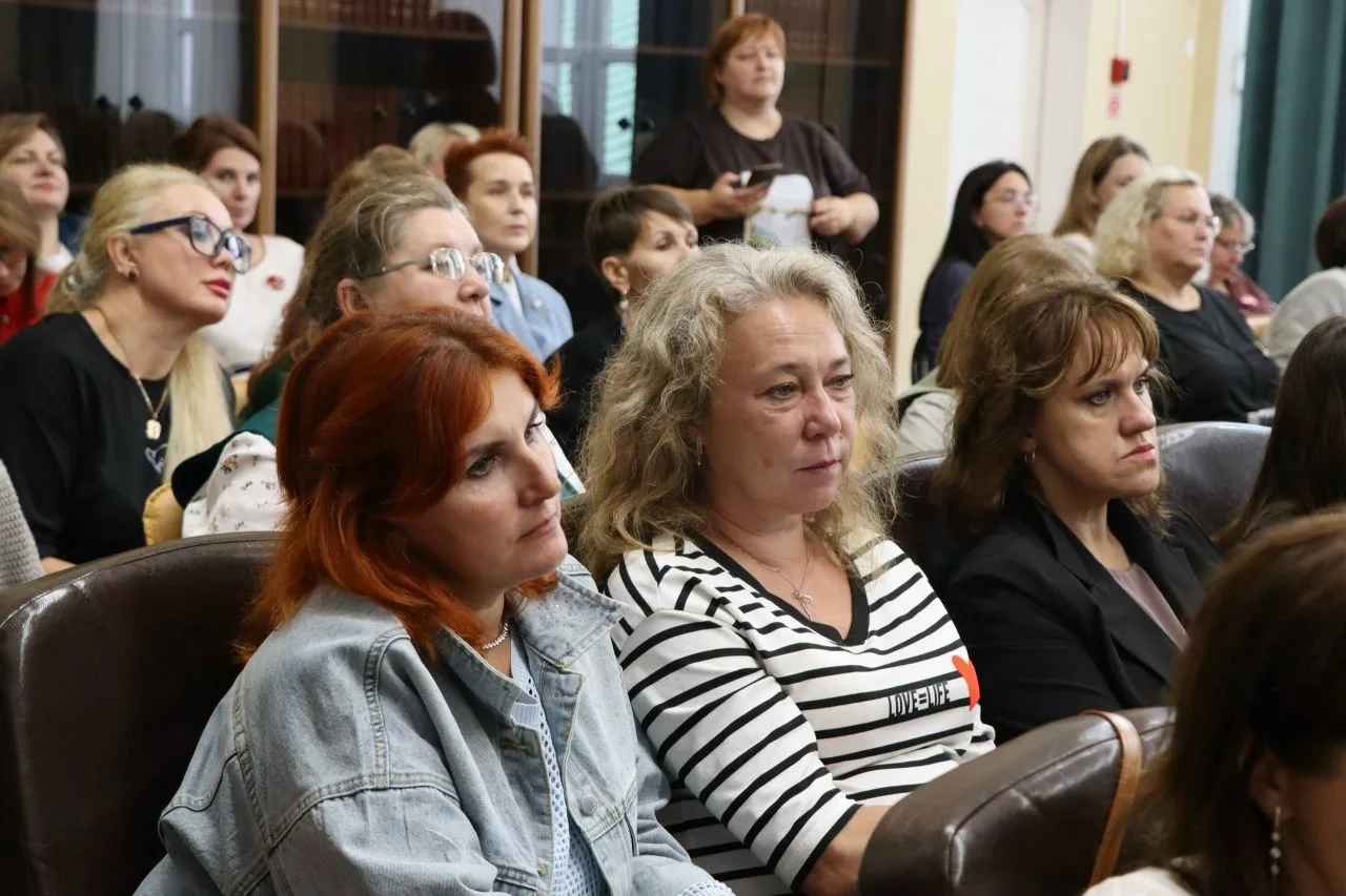 📝Вчера в Вологде состоялся региональный съезд учителей русского языка и литературы, му...