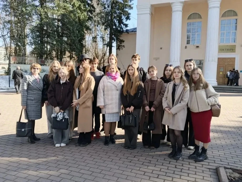 МБОУ «СОШ 1» (структурное подразделение, ул.Н.Громова д.1)  26 марта учащиеся 10-д и 11-Д классов с 