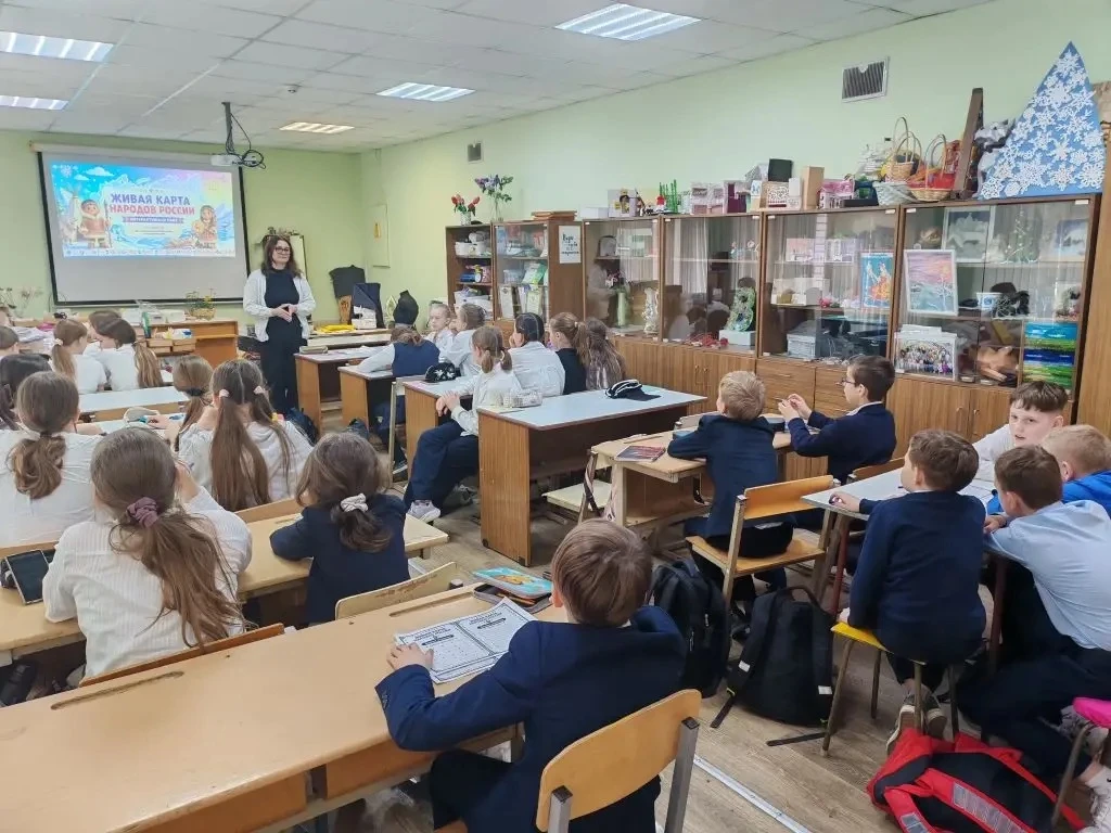 30 апреля, в День коренных малочисленных народов, для учащихся 5-1 класса прошёл увлека...