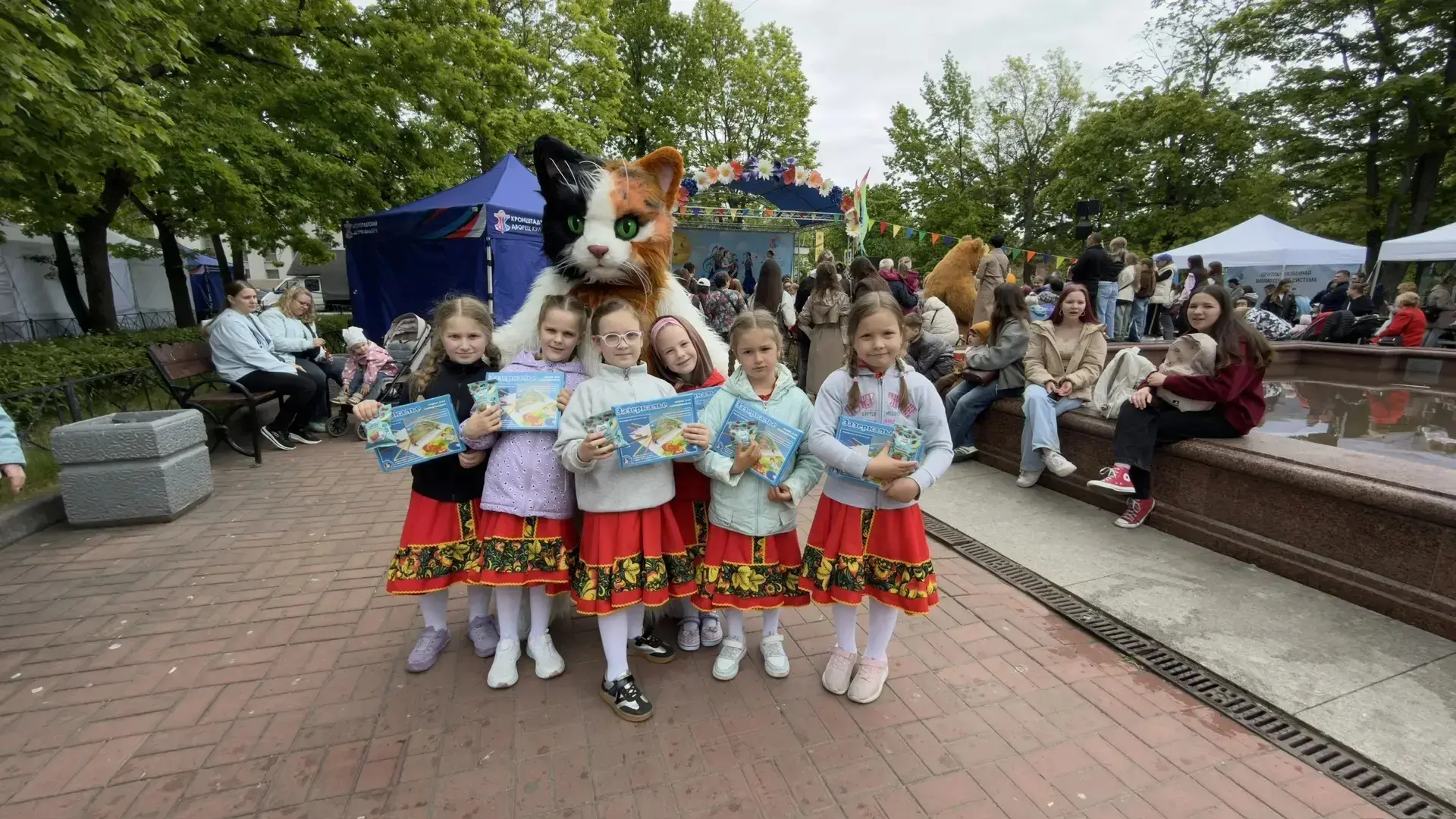 ТВОРЧЕСТВО БЕЗ ГРАНИЦ 💃
1 июня наш детский сад принял участие в праздничном концерте в Андреевском 