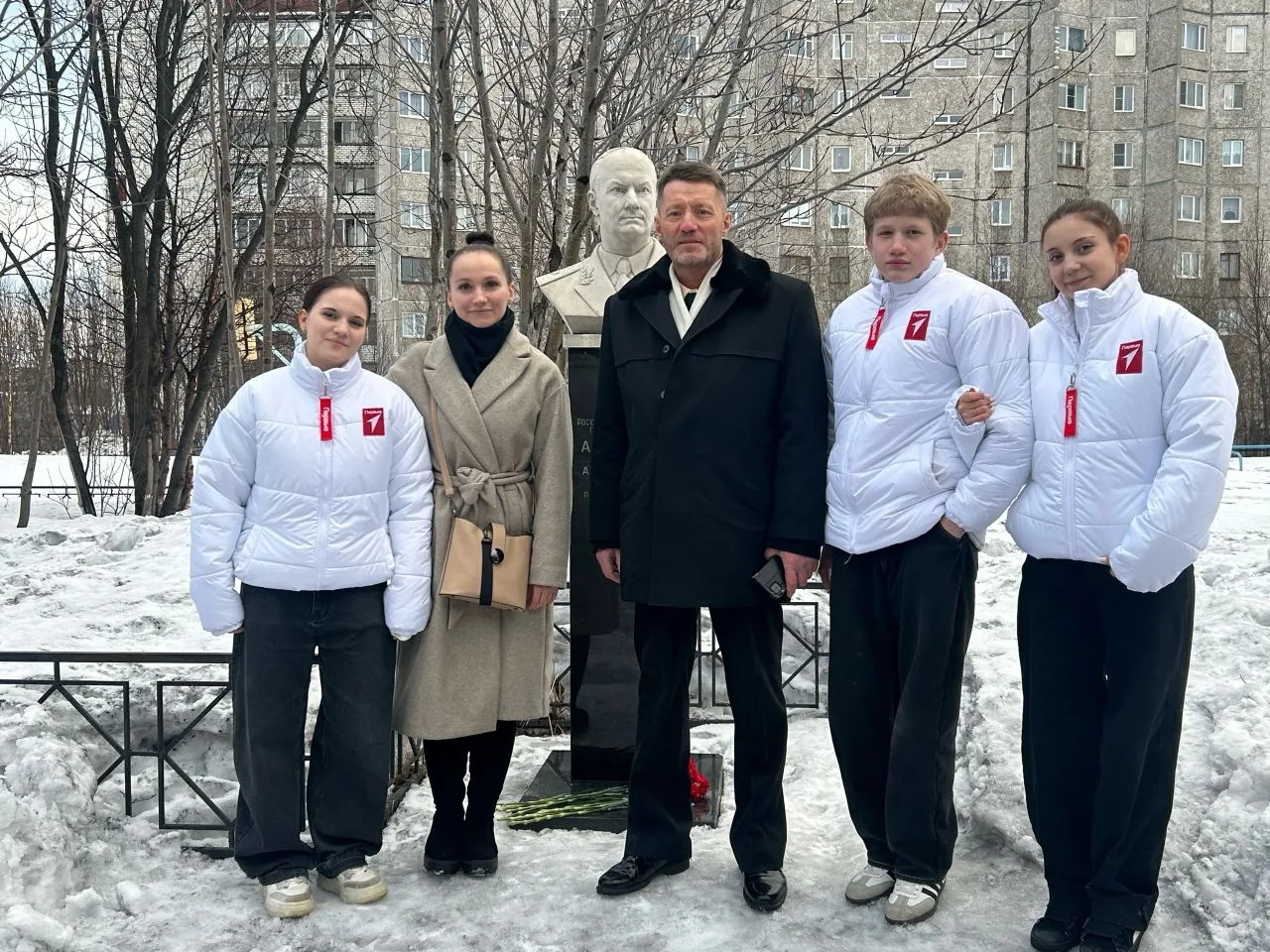 🇷🇺«Движения Первых» — в сердце событий!  Сегодня наши активисты из 8Е класса стали участниками важно