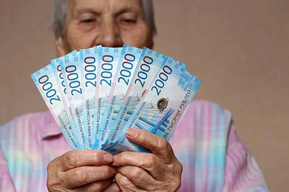 Пенсии по старости в России к 2027 году хотят увеличить