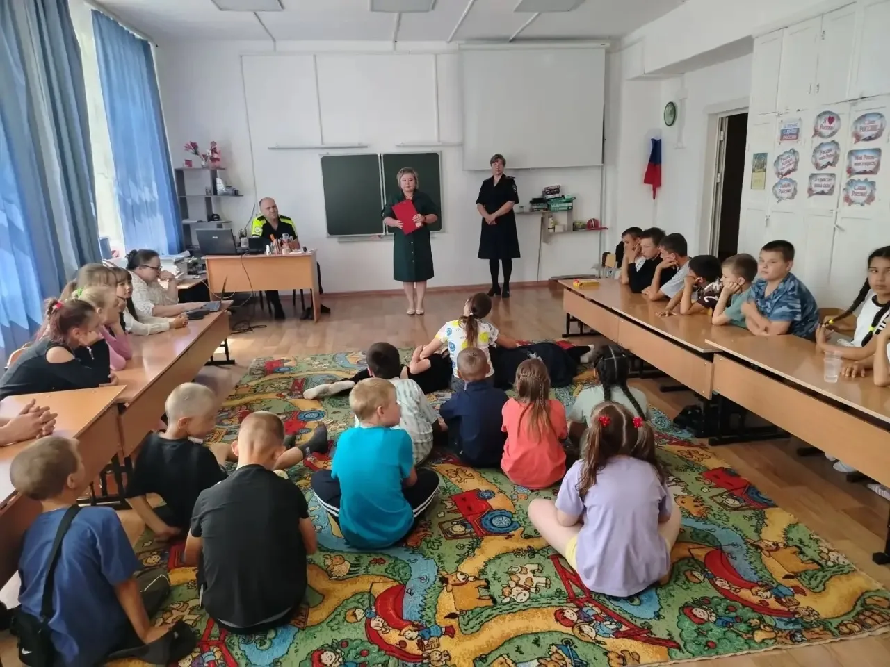 🌞 Безопасное лето: в нашей школе прошел большой Единый день профилактики
Летние каникулы — время от