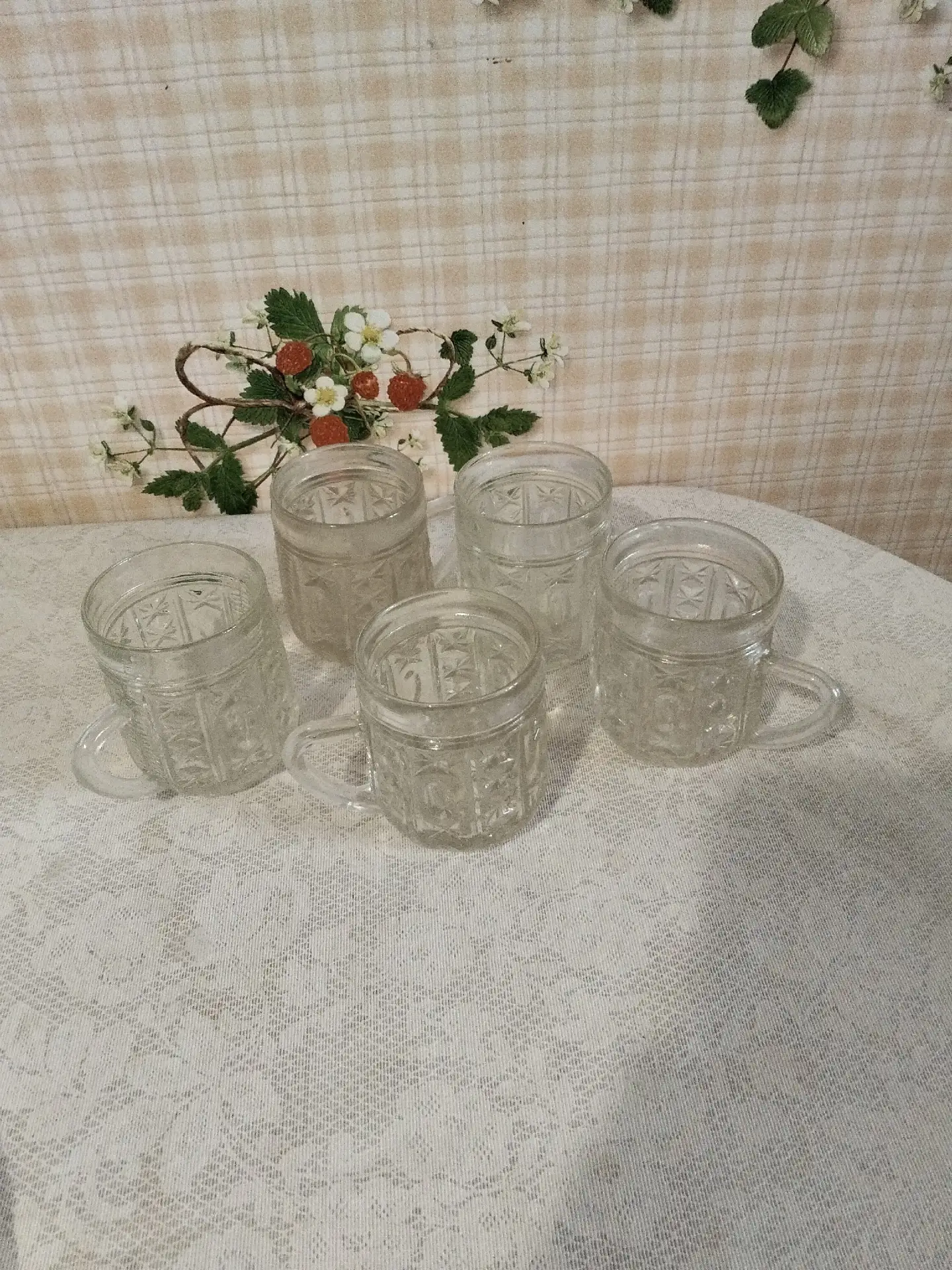 Продам стаканы.