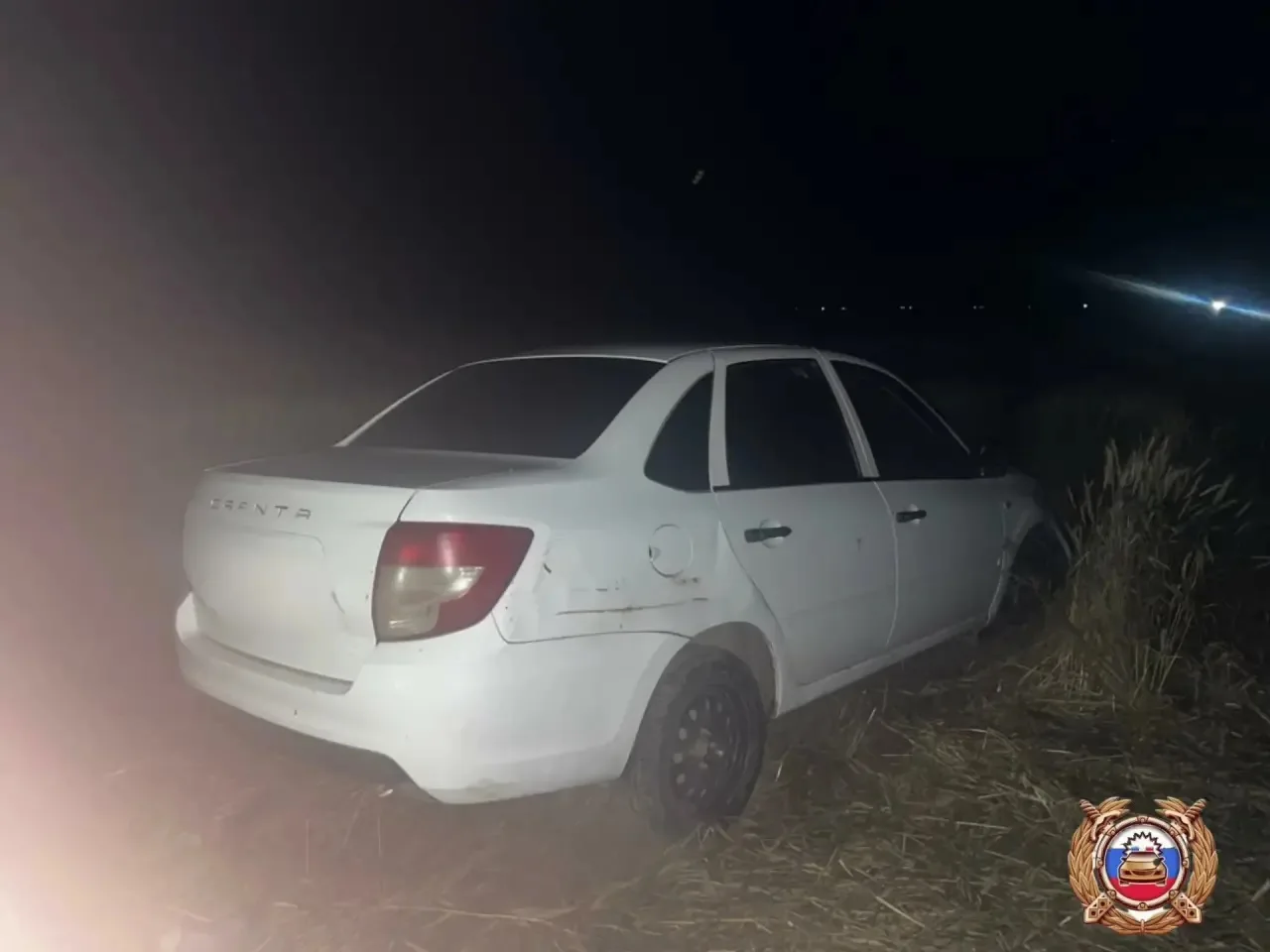 Съехал в кювет и пострадало 4 человека. Авария произошла ночью в 23:00 в Левокумском округе на автод