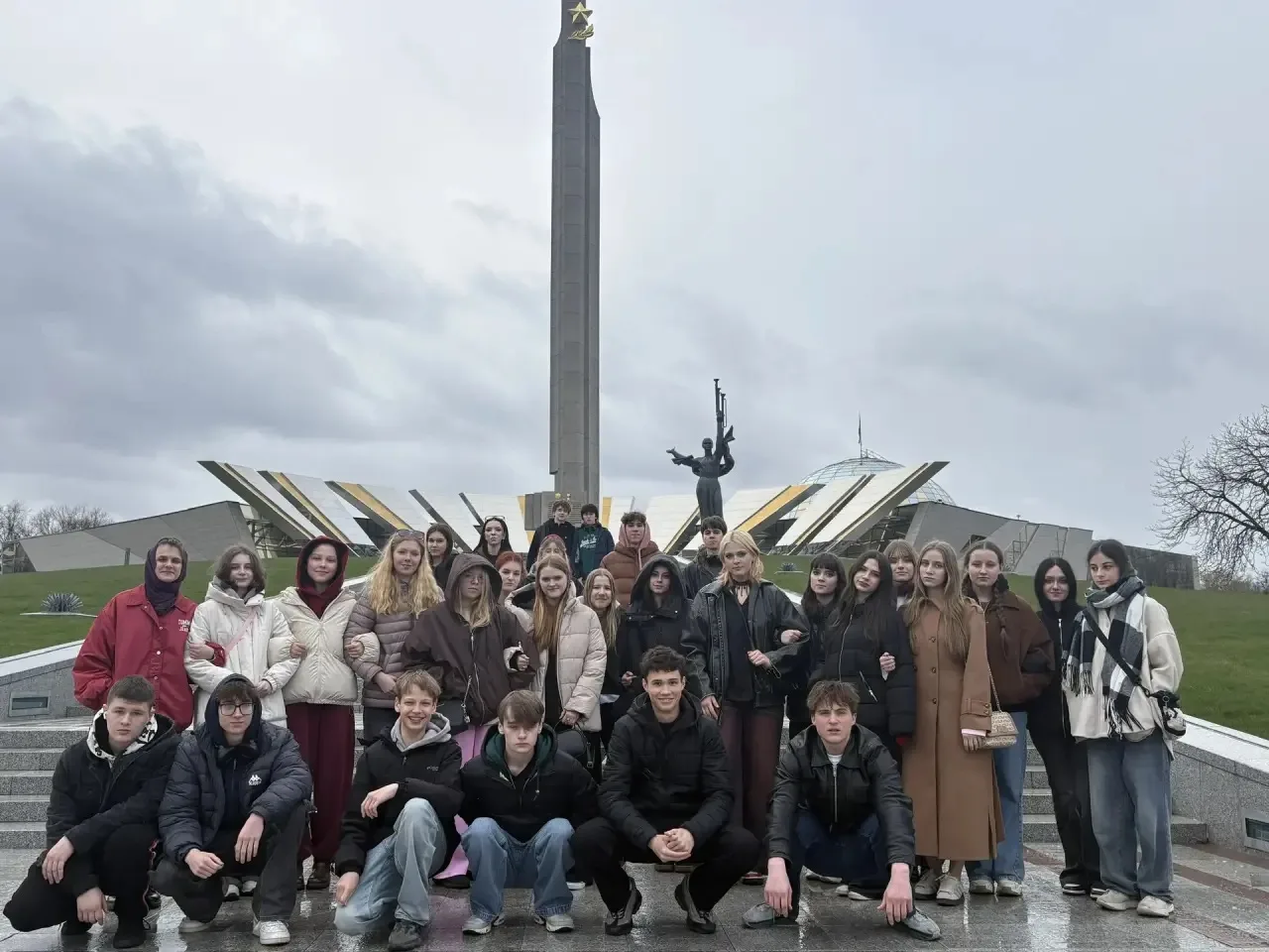 🇷🇺🇧🇾2026 год в России объявлен Годом единства народов России.  Поддерживая данный указ,  Учащиеся 10