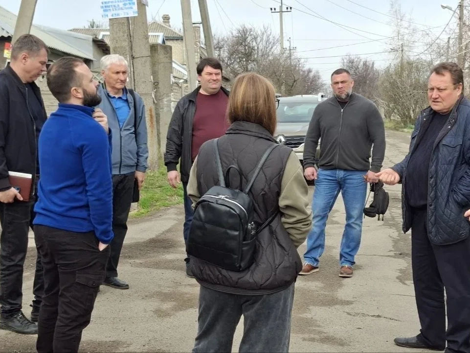 7 встреч за месяц: специалисты "Вода Донбасса" продолжают информировать жителей  👥В апреле сотрудник