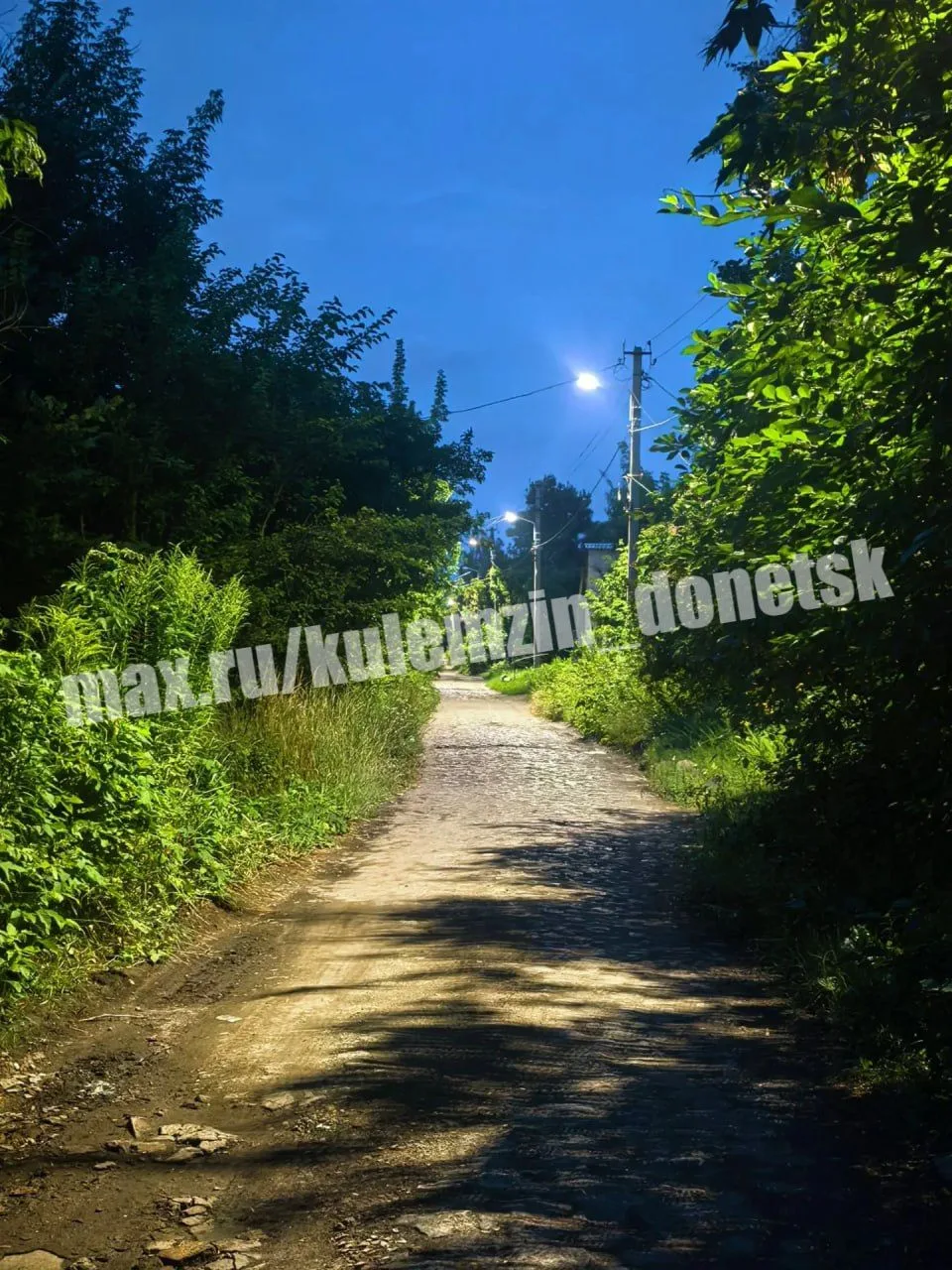 🎇 В Киевском районе, в посёлке 15‑й участок, силами шеф-региона Москвы восстановлено наружное освещ