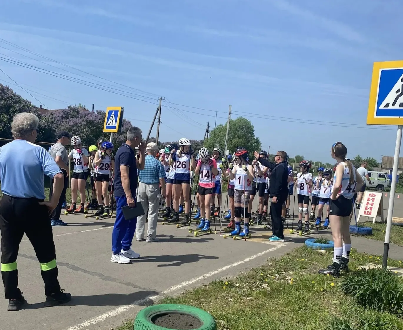 16 мая на трассе Н-Пятина-Кривозерье прошли областные соревнования лыжероллеров, посвящ...