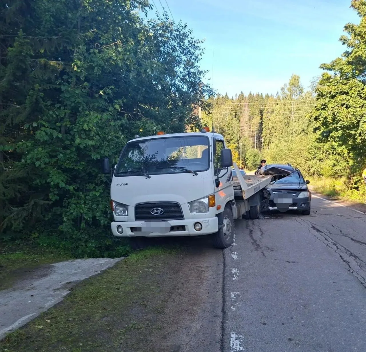 🚗 В Сортавальском округе Карелии автомобиль влетел в эвакуатор. Пострадали 5 человек