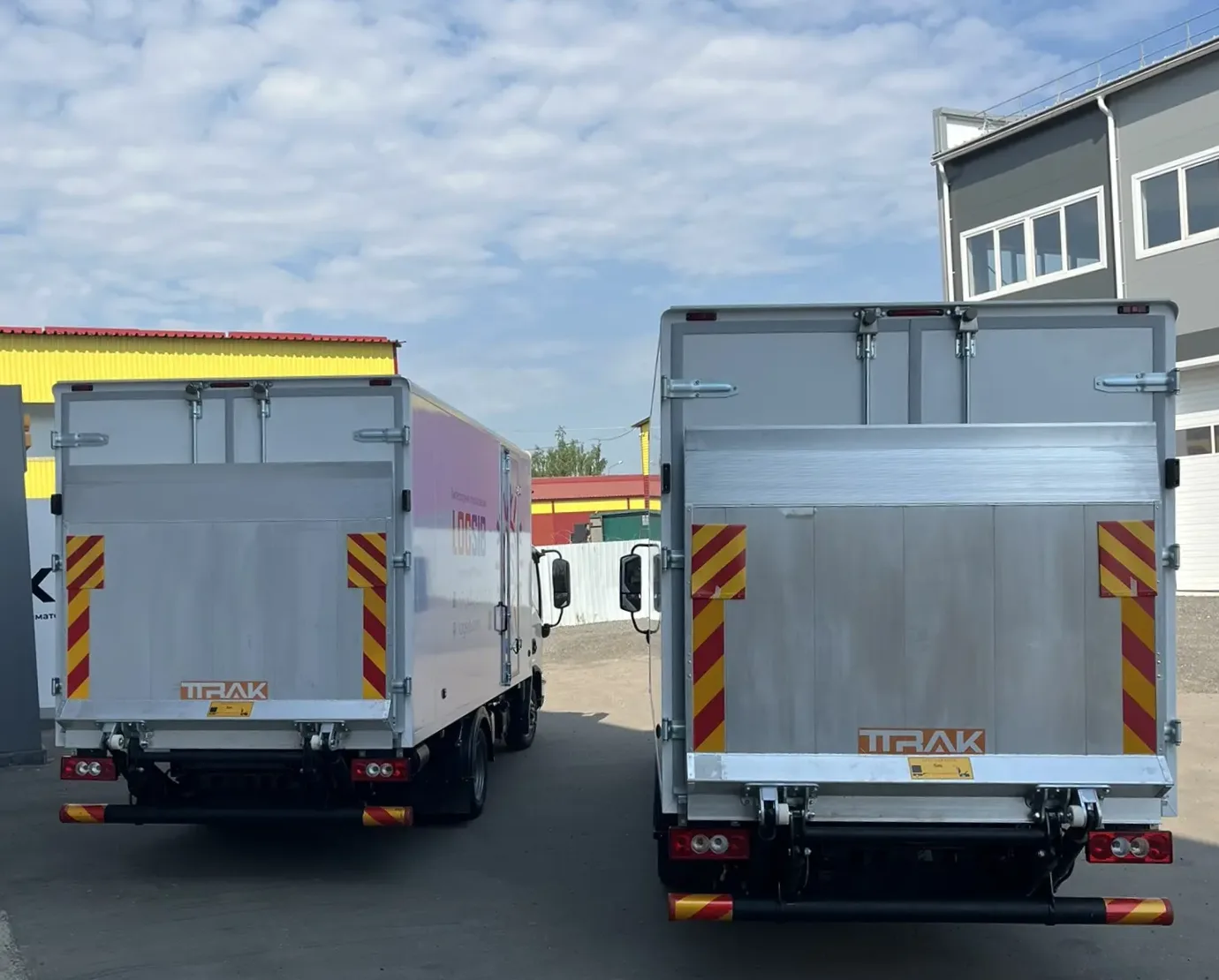 ТРИ ВИДА ОБОРУДОВАНИЯ - ИЗ ОДНОГО ОКНА!
🚚 Автомобили Foton S35 компании LogSib оснащены в нашем сер