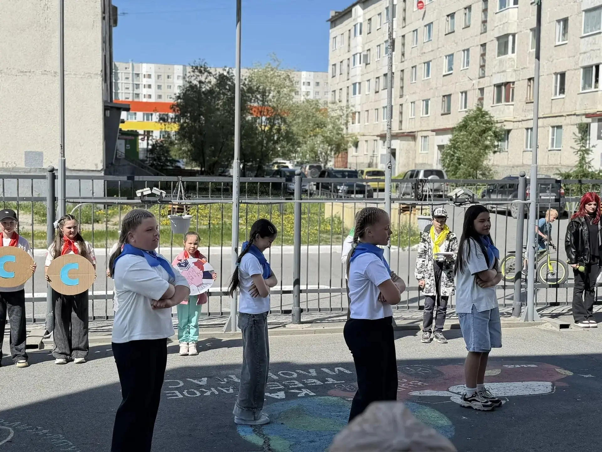 Финал «ЭтноКода»: Торжественное закрытие смены в летнем пришкольном лагере!
Лето 2026 в пришкольном 