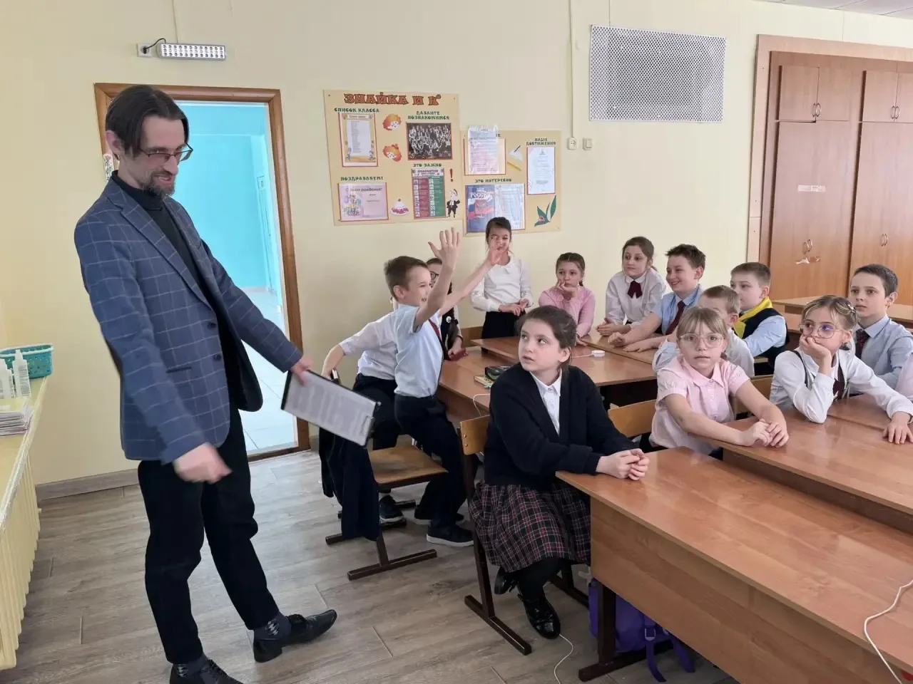 Знаете ли вы, что многие вещи, которые давно стали частью нашей жизни, изобретены детьми?🤔   Так, на