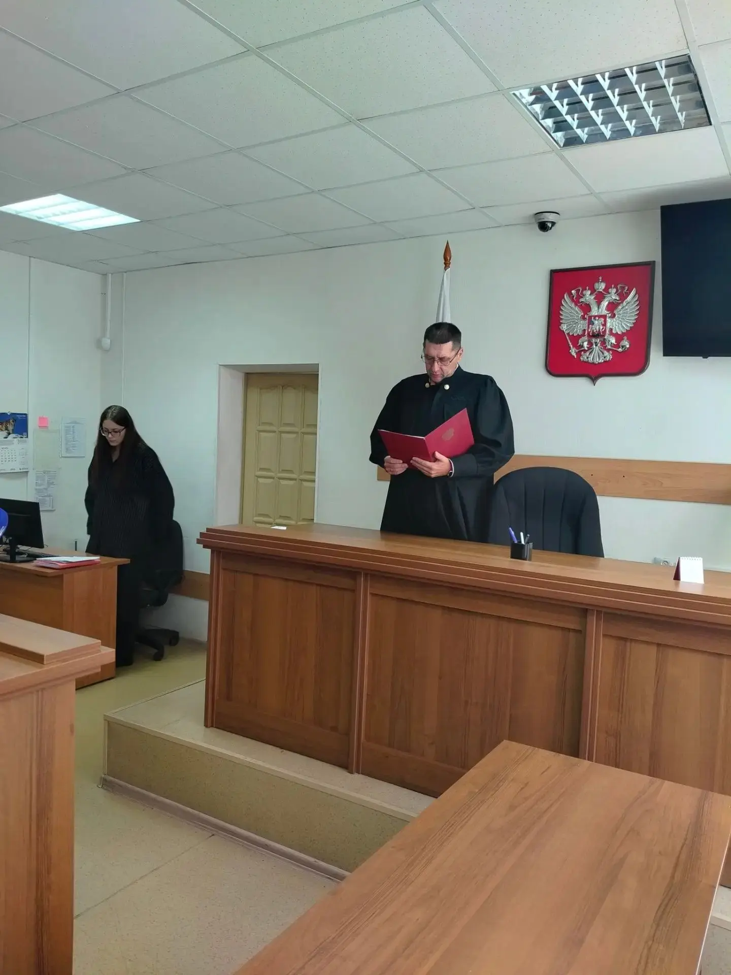 Первоуральский суд вынес обвинительный приговор мужчине, устроившему стрельбу в Билимбае
