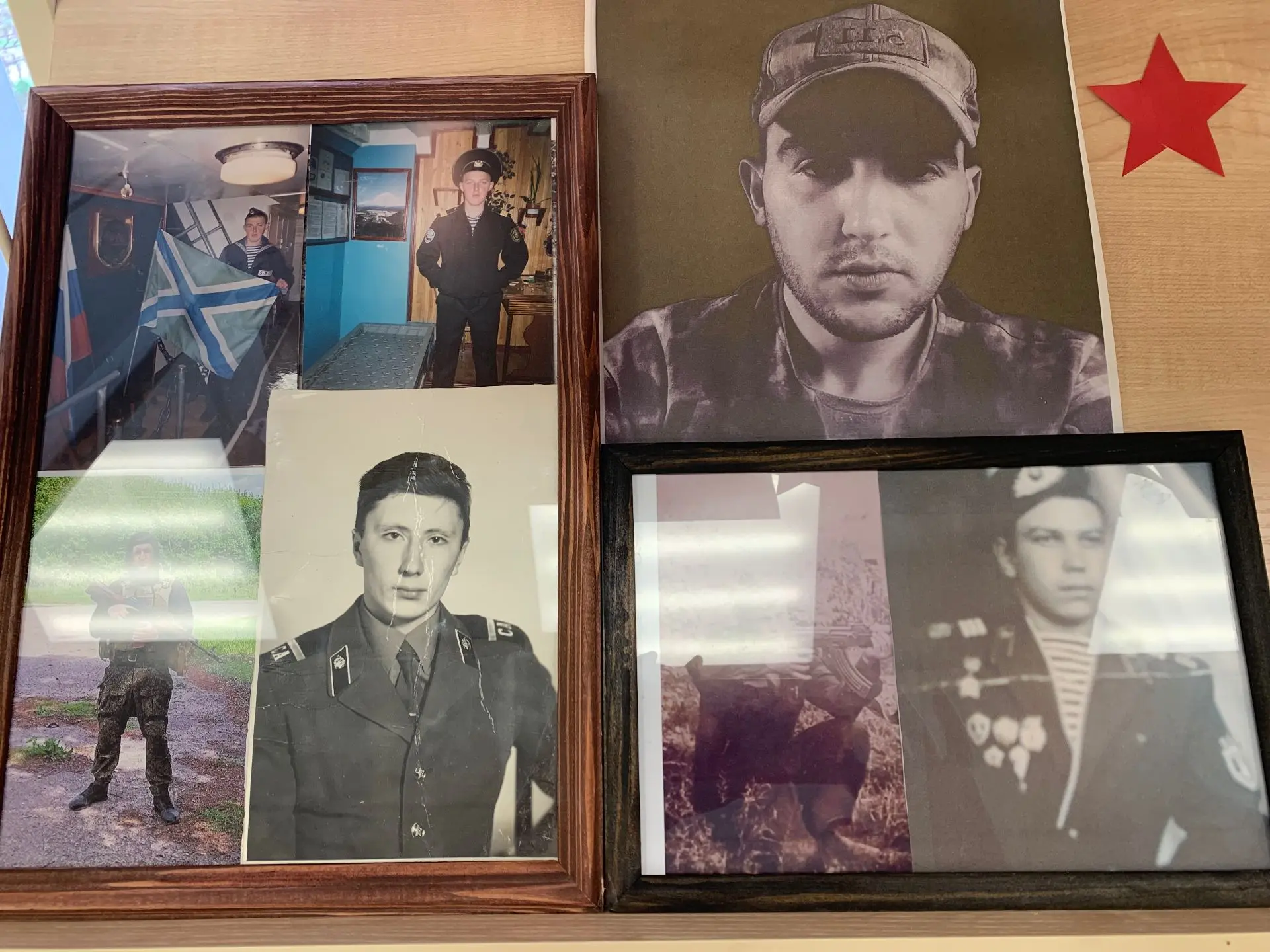 Название говорит само за себя: «Жить — Родине служить».Это не просто фотографии. Это ис...
