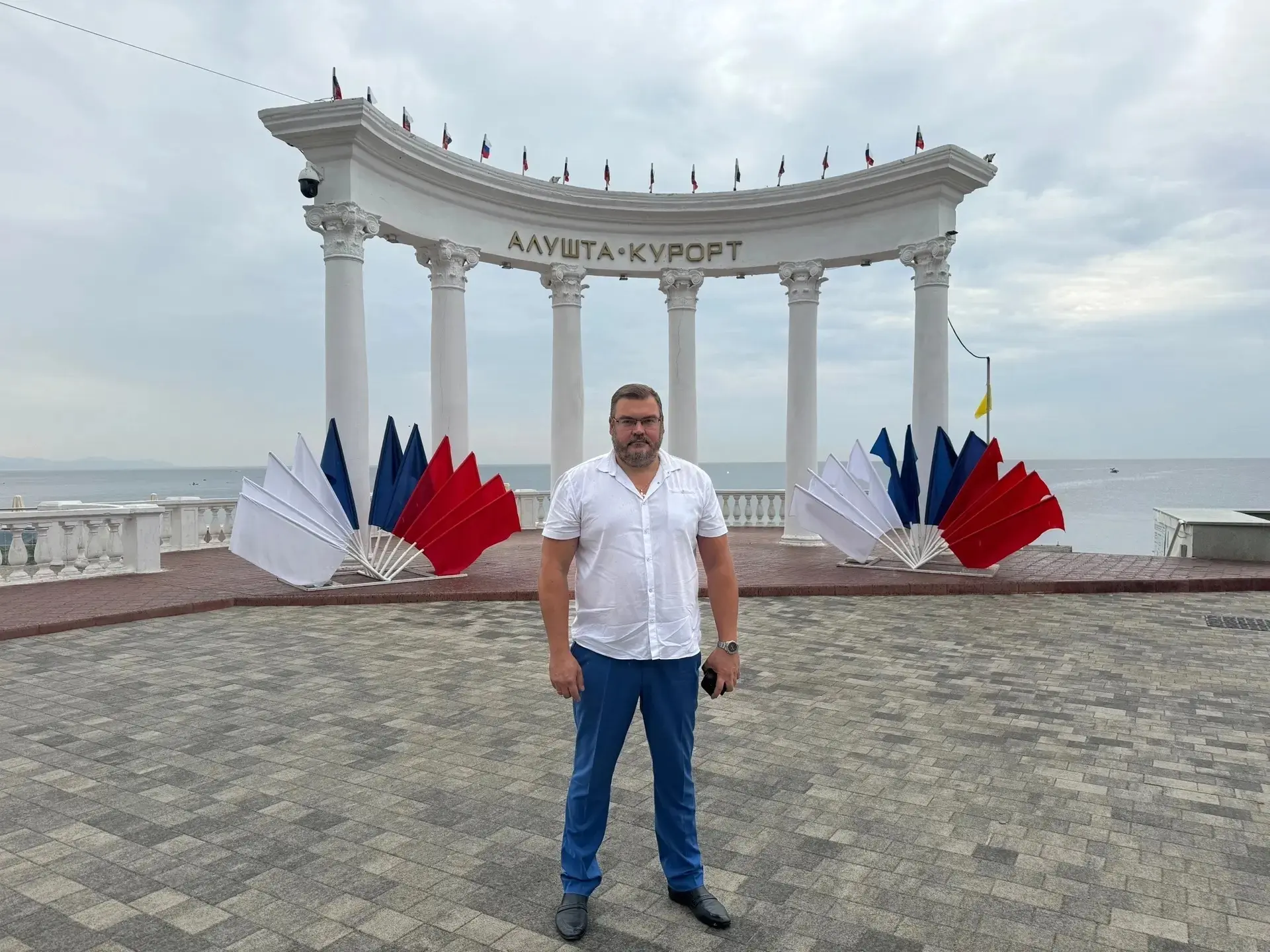 Коллектив ООО «Партенит-Сервис» сердечно поздравляет С ДНЕМ РОЖДЕНИЯ  руководителя Партенитского тер