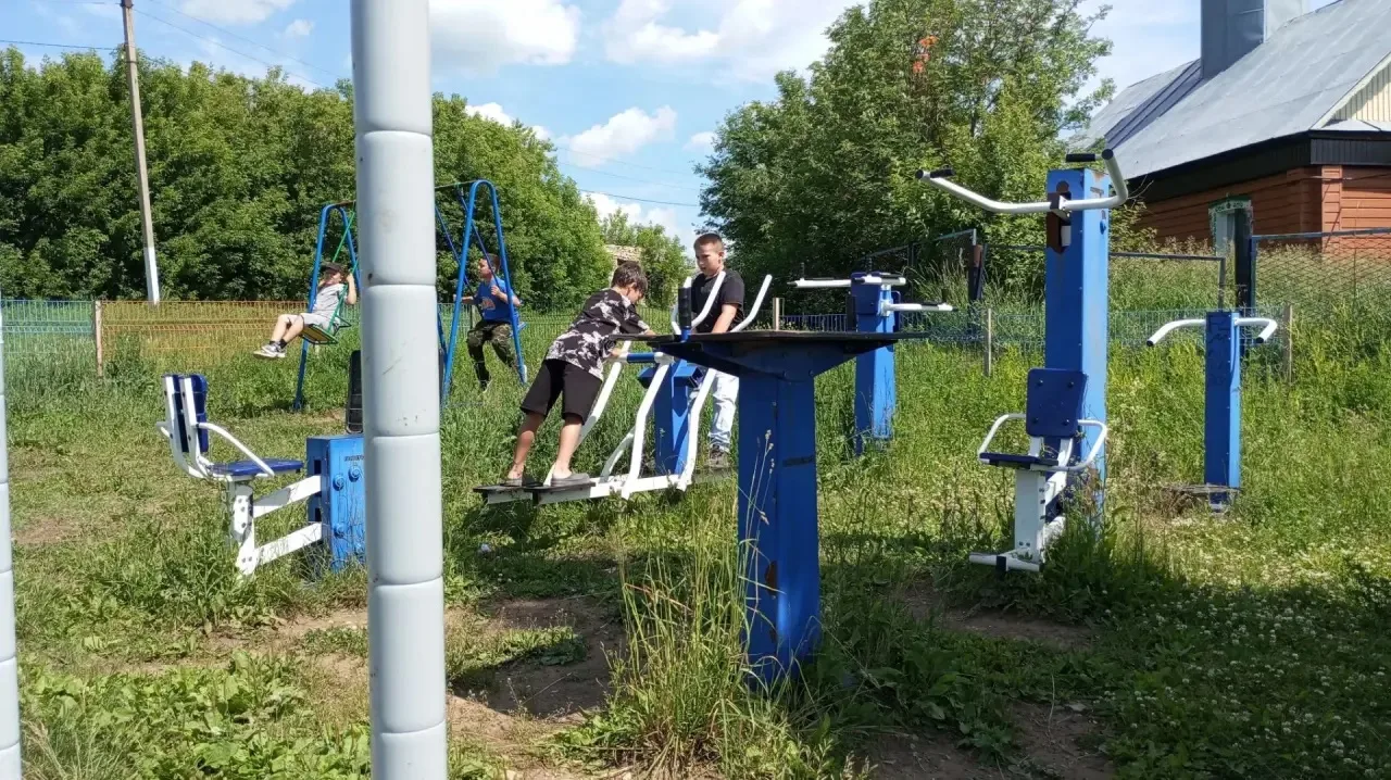 Сегодня в пришкольном лагере МБОУ "Камаевская ООШ"прошел Олимпийский день.На спортплощадке"Шатлык"во