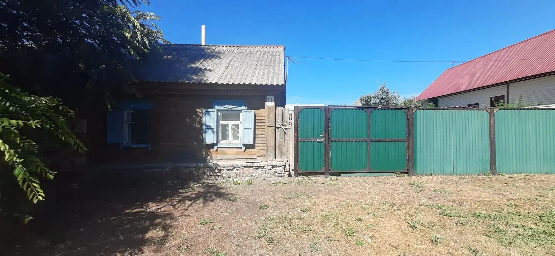В продаже дом (1/2 часть, свой отдельный вход, двор, въезд, с соседями одна несущая сте...