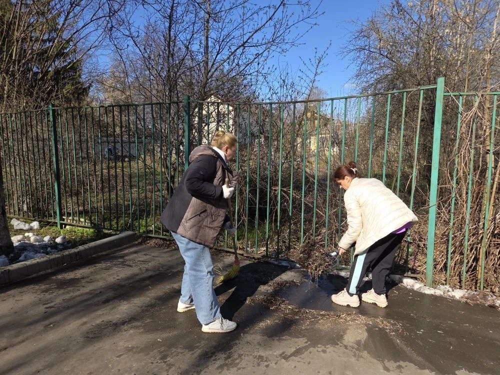 ✨🌿Сегодня в дошкольном отделении «Колосок» состоялся традиционный весенний субботник. Сотрудники и  