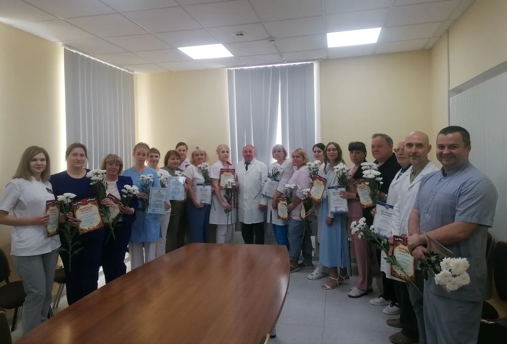 💫 В минувшую пятницу в актовом зале нашего Центра состоялось приуроченное ко Дню медика торжественн