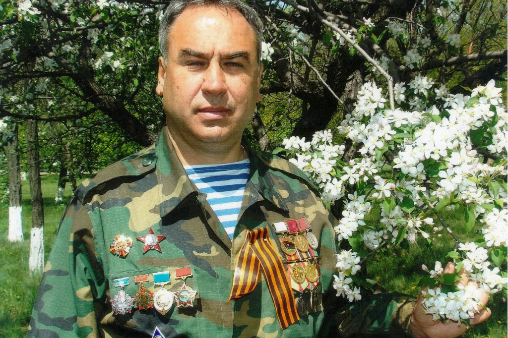 Памяти Героя: 12 лет без Сокола Александра Ивановича
 
Сегодня, 18 июля, в нашем Перевальском округе