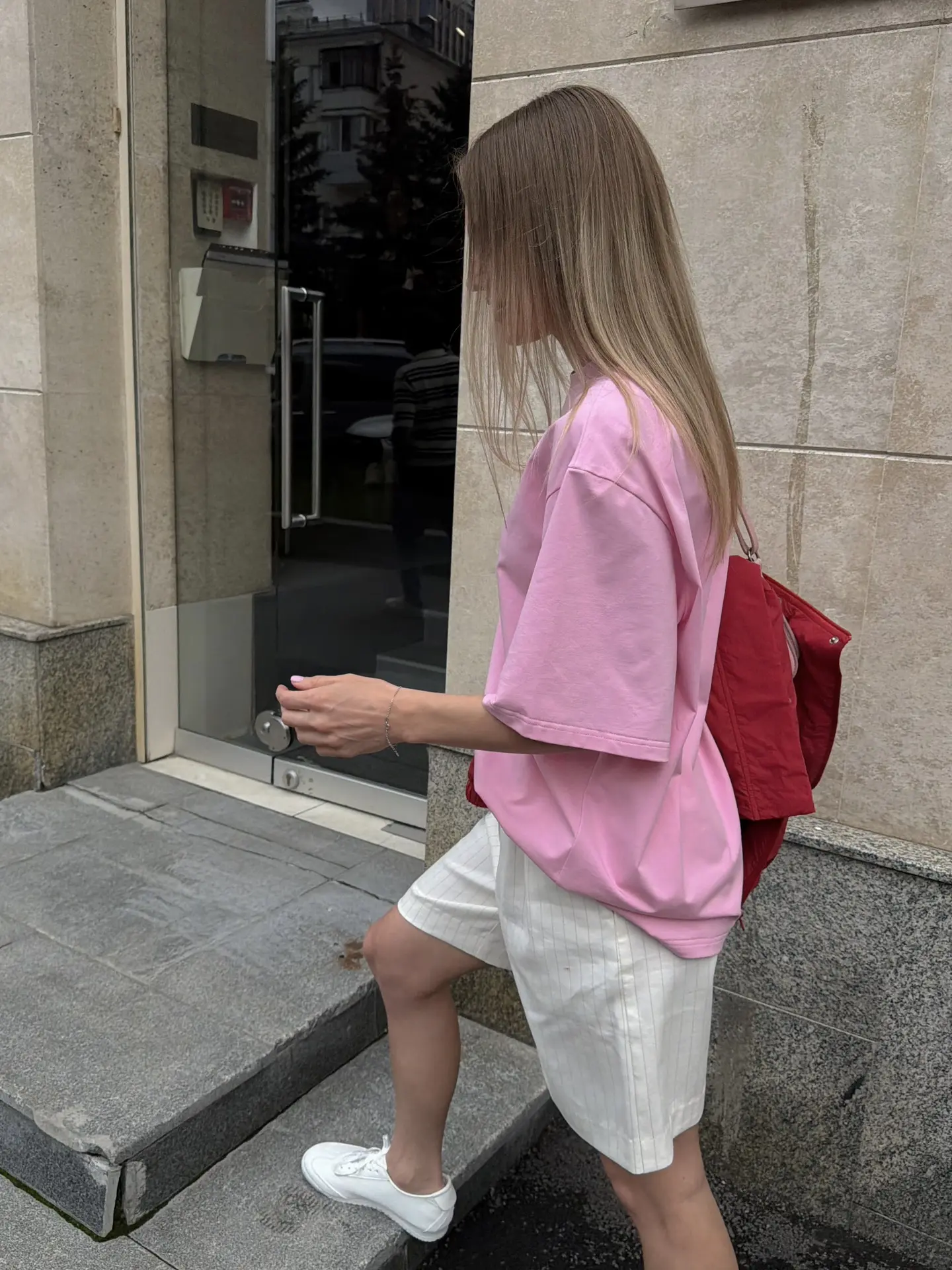 💗+❤️

Идеальное сочетание цветов на лето, которое выглядит необычно и очень эффектно!

Розовые футб
