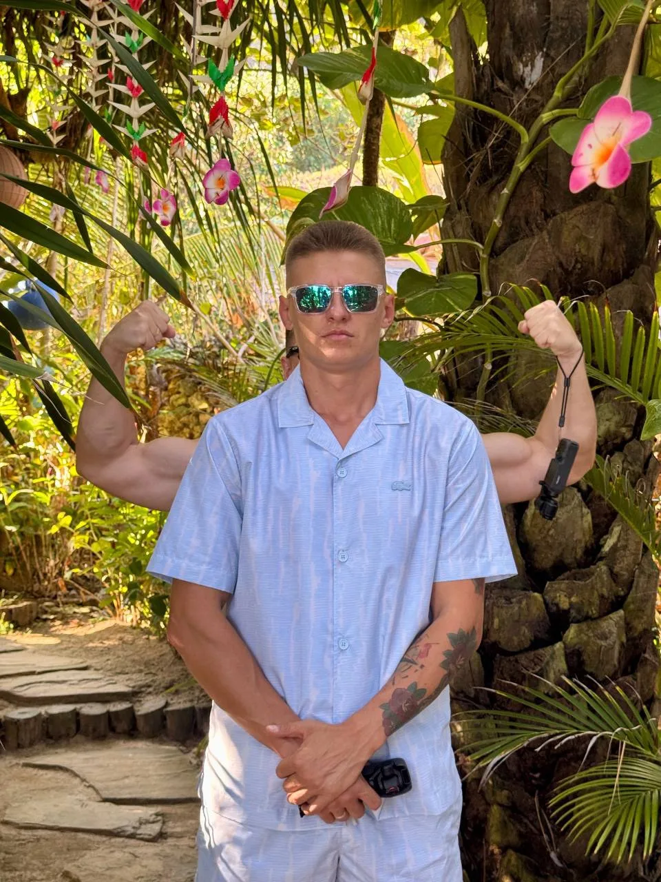 😎