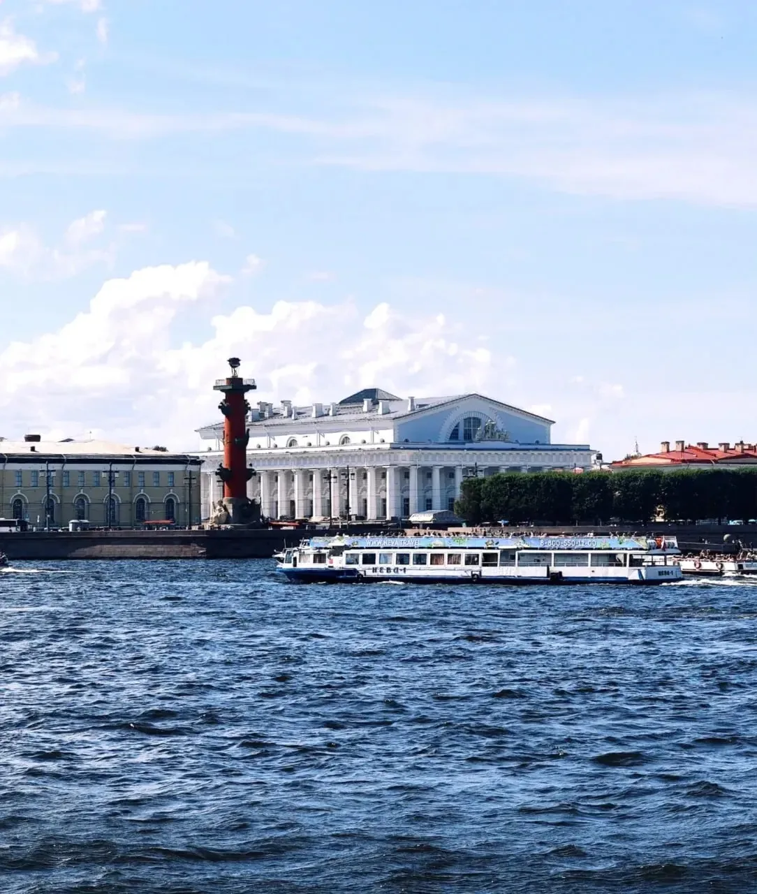Доброе утро, Питер 💚

Погода на 29 июля:

Утром +17° Облачно с прояснениями ⛅️
Днём +22° Облачно с 