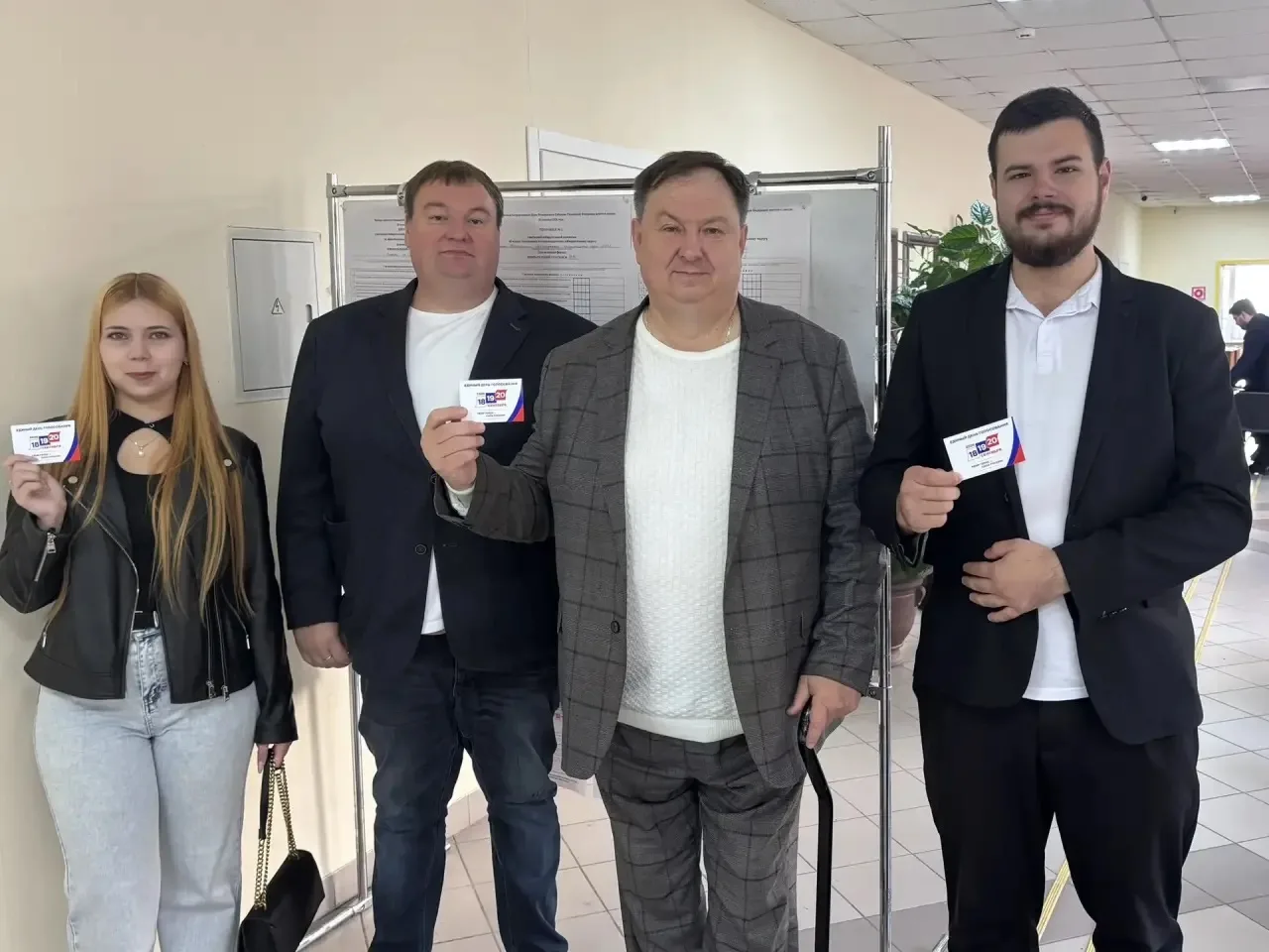 Мы — сотрудники и руководители Института транспортного строительства и подвижного соста...