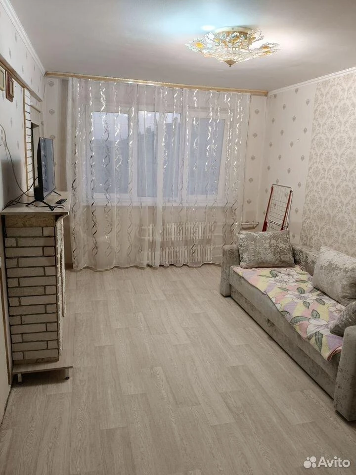 Сдам без посредников: 1-комнатная квартира, 32м²