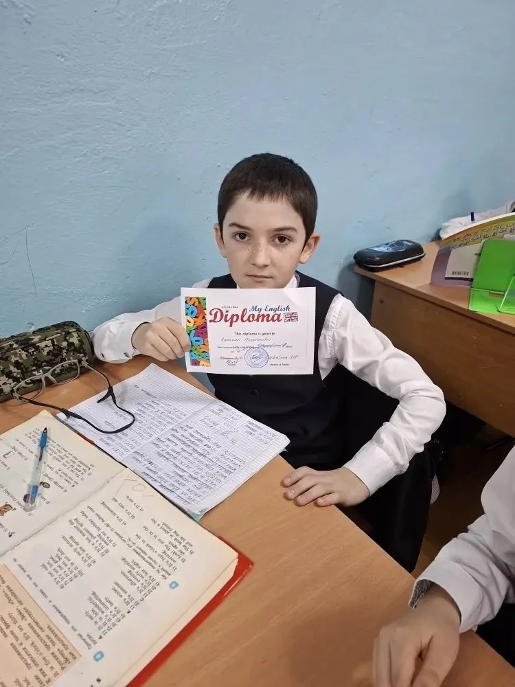 В нашей школе состоялось яркое образовательное событие — конкурс каллиграфии «Красота английского пи
