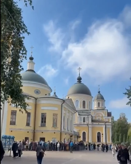 Сегодня в Москве побывал в удивительном месте — в Церкви Покрова Пресвятой Богородицы П...