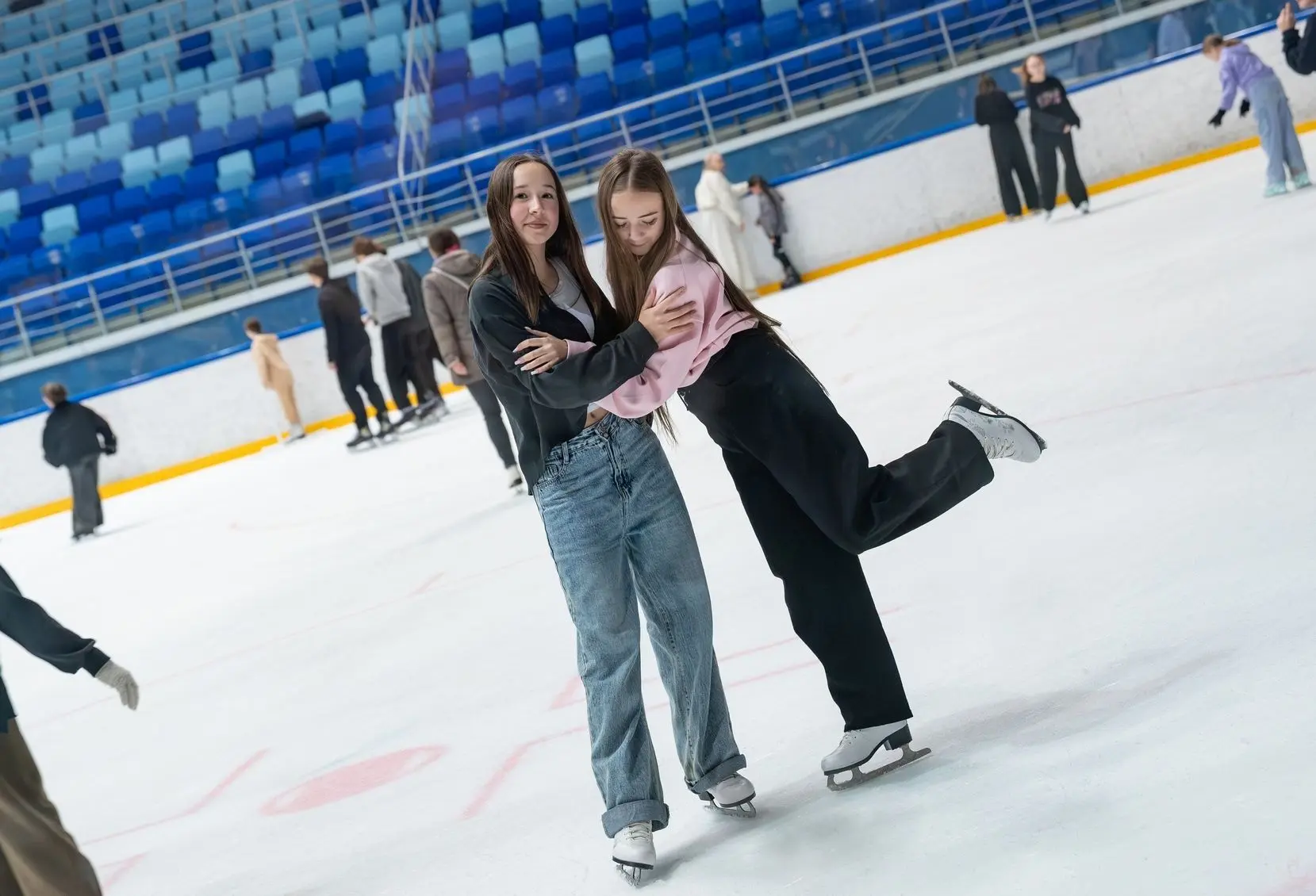 ⛸️💪 В День здоровья и спорта каток и тренажерный зал будут работать бесплатно

20 июня в Чувашии пр