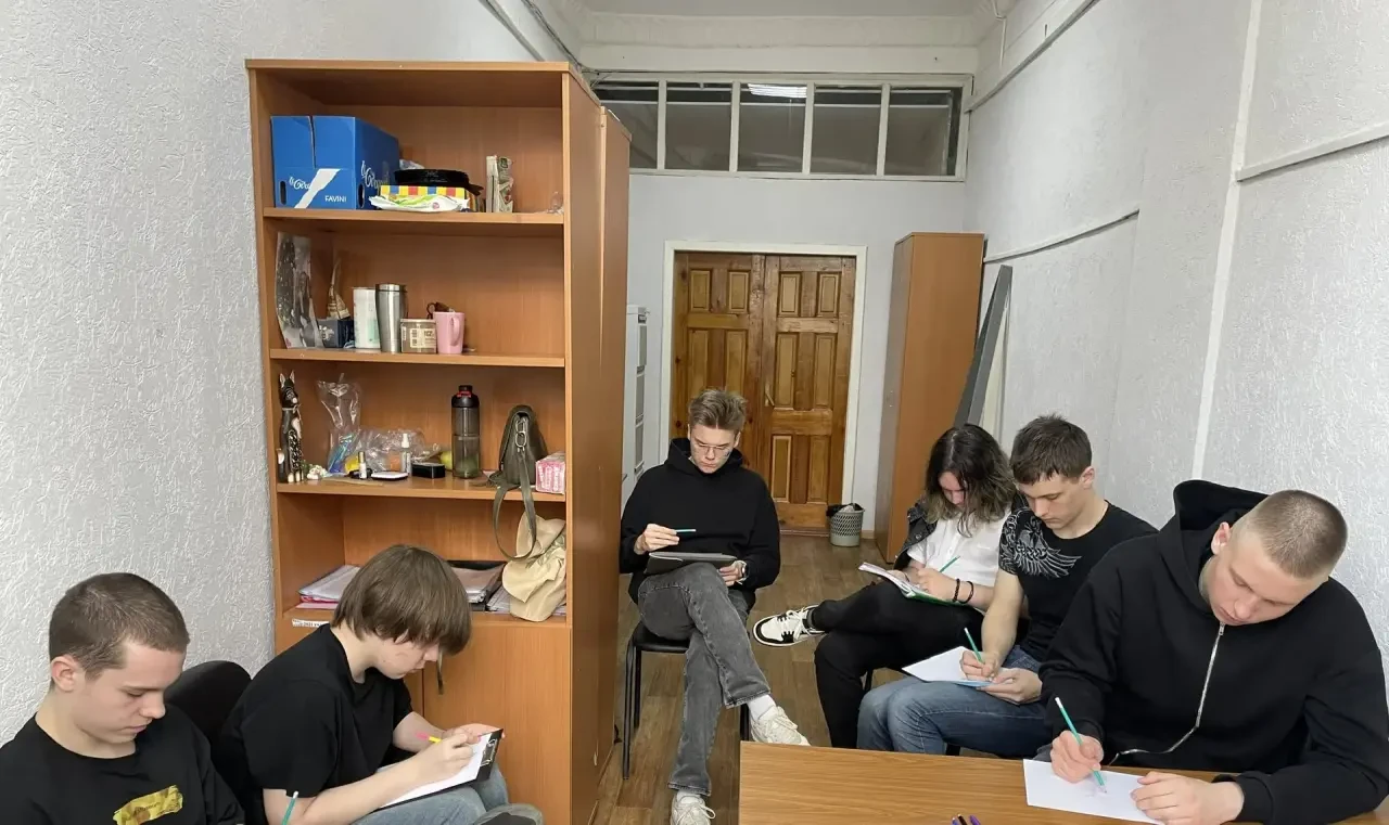 Я и другие ❓  В ИТ-колледже продолжается подготовка к региональному чемпионату профессионального мас