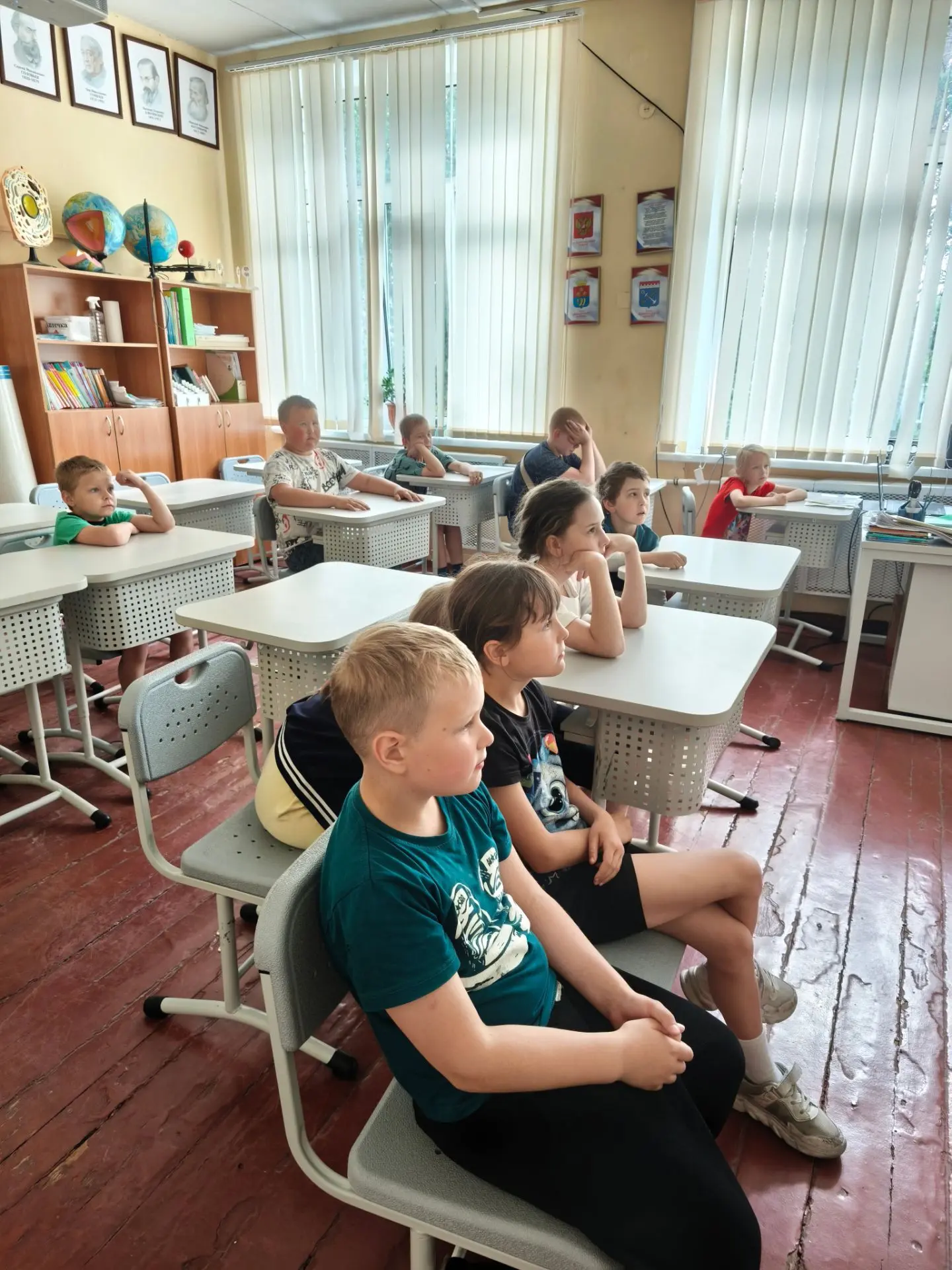 Сегодня в лагере "Волна" снова насыщенный день. Для младших ребят прошла Экологическая ...