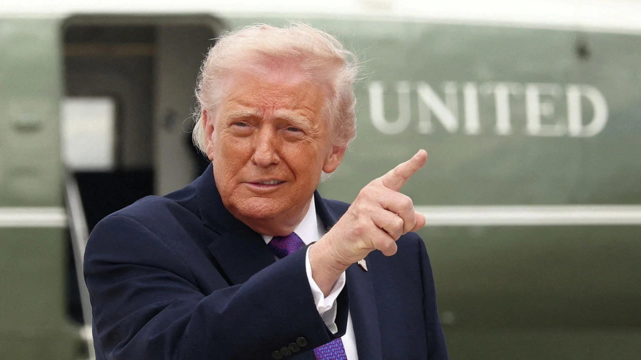Если демократы победят на выборах в конгресс, они объявят Трампу импичмент — так считае...